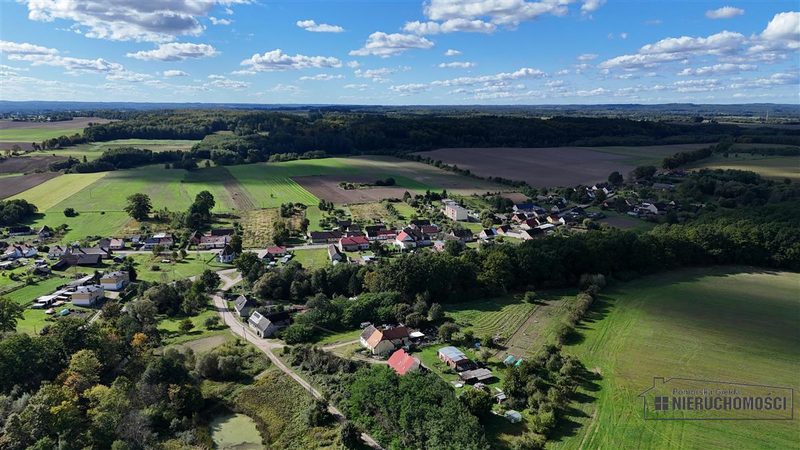 Działka na sprzedaż 1 356 m²: Działki budowlane na sprzedaż w Ostrowąsach
