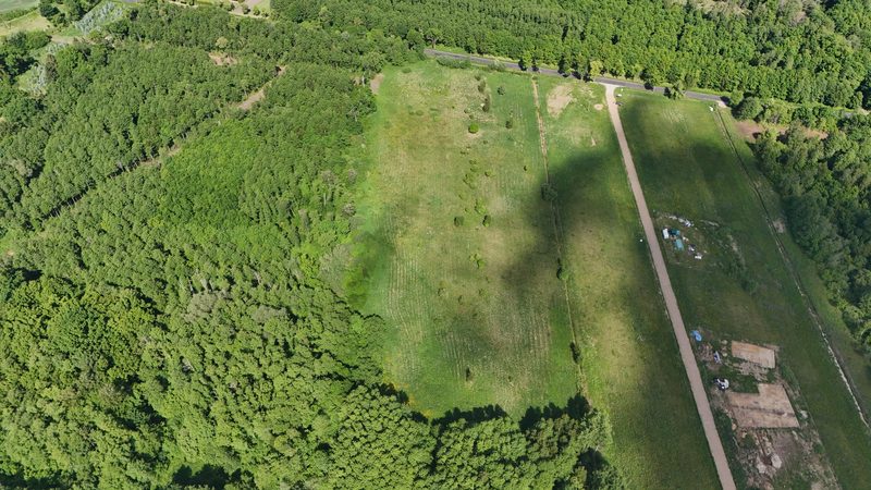Działka na sprzedaż 1 689 m²: Dziewięć działek budowlanych na polanie wśród lasów w Łęcznie, 4 km od Białogardu