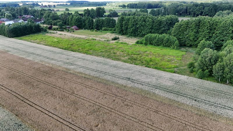 Działka na sprzedaż 1 300 m²: Działki budowlane na sprzedaż w Wołowcu
