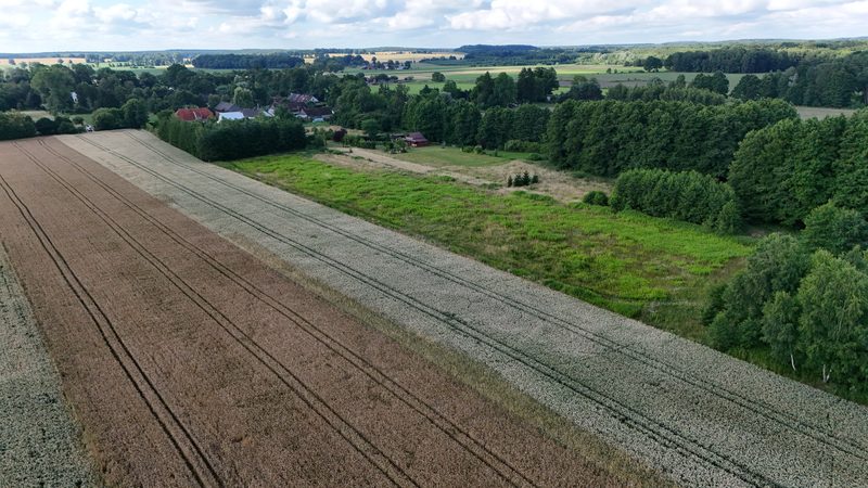Działka na sprzedaż 1 300 m²: Działki budowlane na sprzedaż w Wołowcu