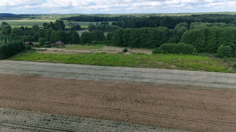 Działka na sprzedaż 1 300 m²: Działki budowlane na sprzedaż w Wołowcu