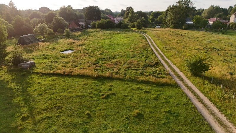 Działka na sprzedaż 1 599 m²: Działki budowlane na sprzedaż w Mieszałkach