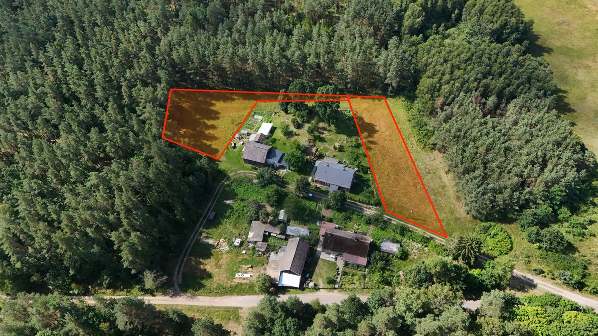 Działki budowlane w leśnej enklawie w Przeradzu, 15 km od Szczecinka