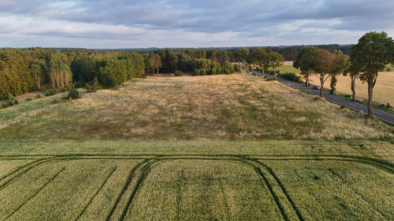 Działka na sprzedaż 16 839 m²: Działka na sprzedaż w Wielawinie, 10 km od Barwic