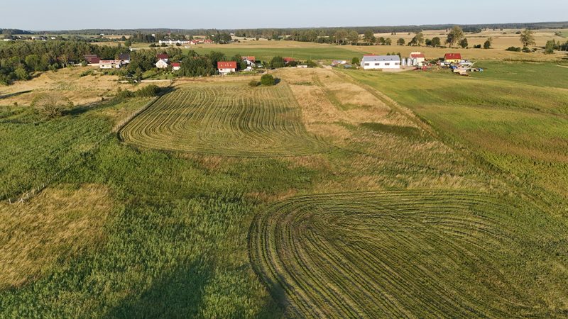 Działka na sprzedaż 703 m²: Działki budowlane na sprzedaż w Parsęcku, 9 km od Szczecinka