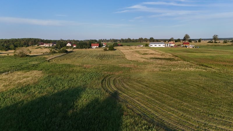 Działka na sprzedaż 703 m²: Działki budowlane na sprzedaż w Parsęcku, 9 km od Szczecinka