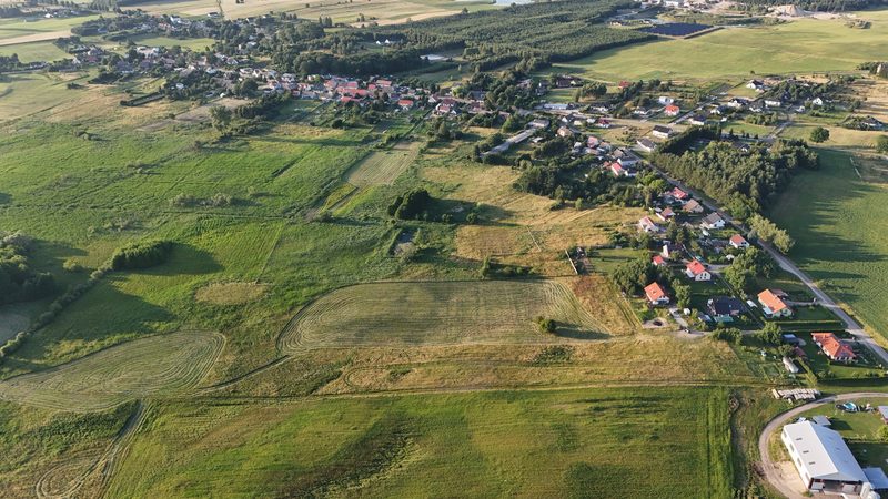 Działka na sprzedaż 703 m²: Działki budowlane na sprzedaż w Parsęcku, 9 km od Szczecinka