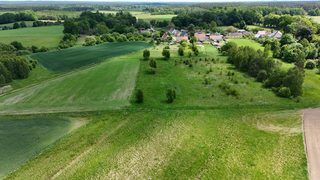 Działka budowlana wśród pól i lasów w Czarnkowie, 5 km od Tychowa, zdjęcie 6