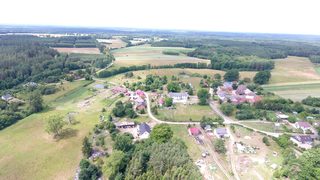 Działki budowlane wśród domów w Kowalkach, 10 km od Tychowa, zdjęcie 2